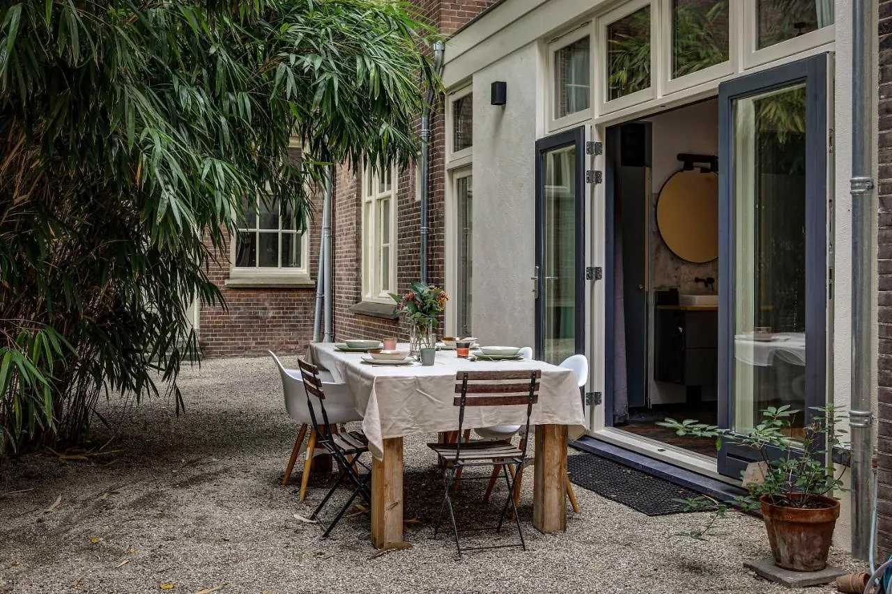 Luxury Rooms Canal District Amsterdam Bed & Breakfast
